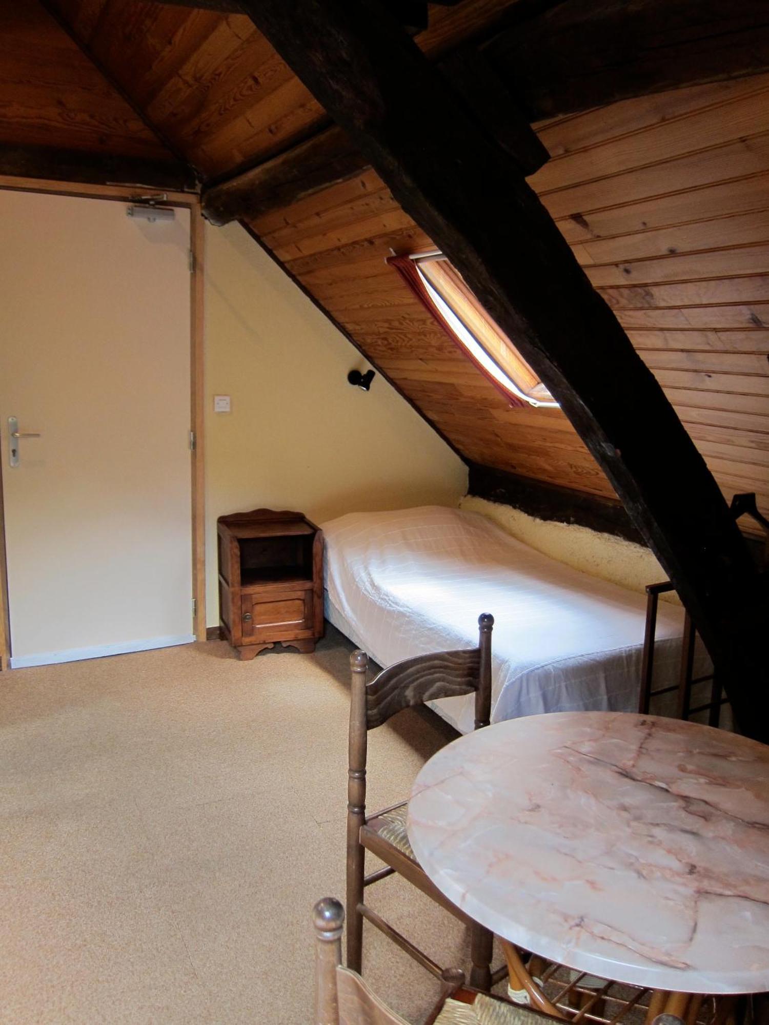 Auberge Des Deux Rivieres Seix Номер фото